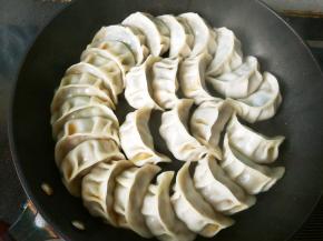 水干了，饺子熟了。