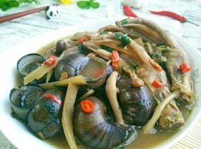 吃得好过瘾。剩下的汤儿子留着第二天烫粉吃了。