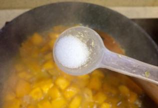 加入适量的盐