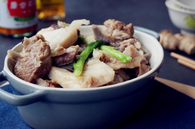 脆肉鲩焖羊肉
