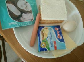 先准备好材料。