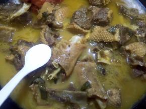 放盐调味后再煮约半小时