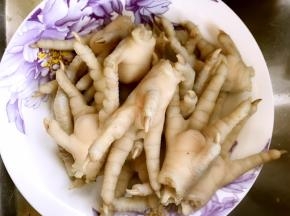 捞出洗净沥水