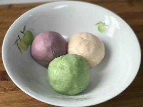 5，揉好的面团为不粘的光滑面团