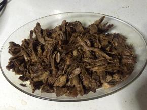 加入主材中的调料拌匀