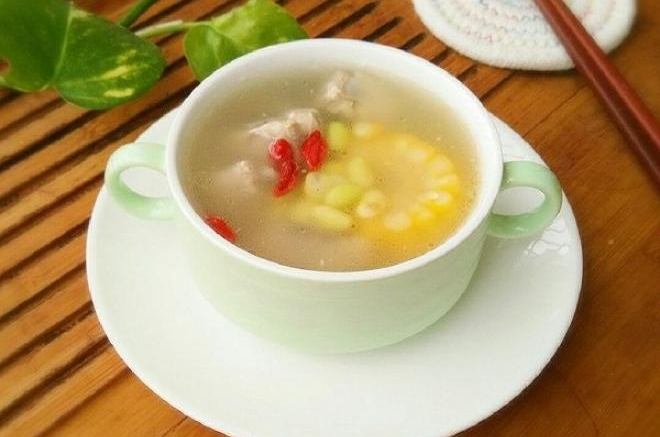 毛豆玉米排骨汤