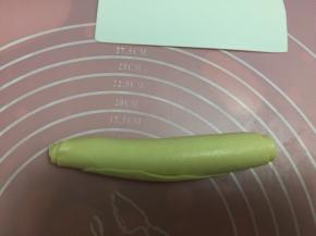 由上而下卷起来