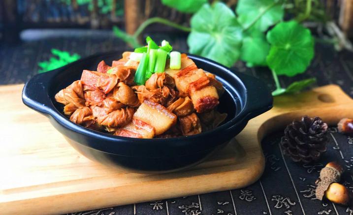 年味-千张结烧五花肉