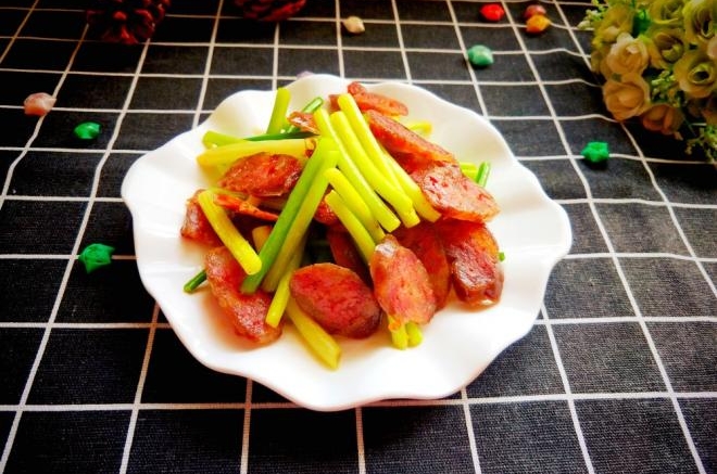年菜  蒜薹炒腊肠