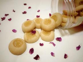 取出晾凉，做的不太漂亮，不过口感酥脆好吃