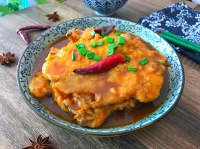 出锅撒上香葱。