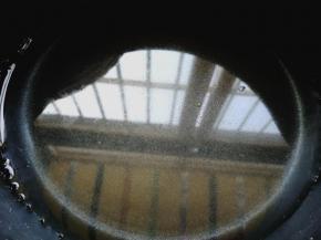  这是珊瑚糖浆静置到无气泡的状态。