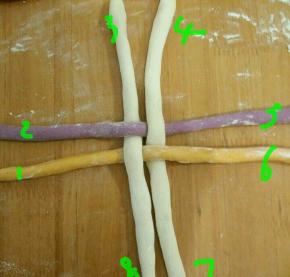 摆成“井”字。