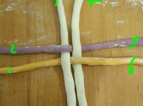 摆成“井”字。