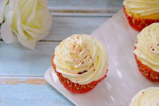 可以在表面撒点红曲粉装饰