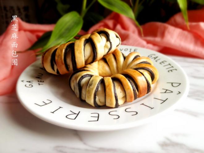 黑芝麻面包圈