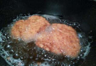 两面呈金黄色就可以