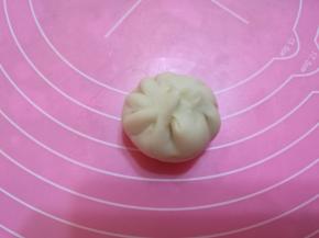 包包子一样包住。