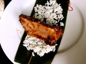 放入腌制好的排骨