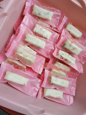 21.粉色糖纸还不错！