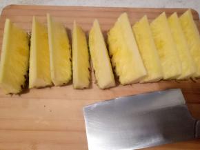 像切西瓜一样，切成小块。