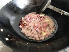大火不断翻炒
