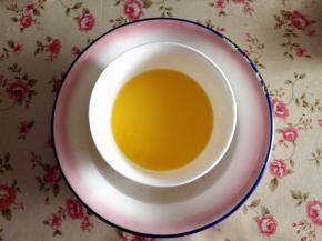 1.	黄油隔水融化