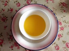 1.	黄油隔水融化