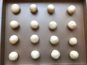 分成16个小面团后揉圆