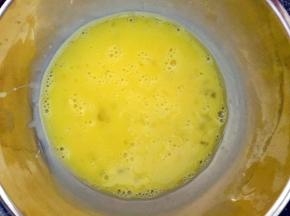 鸡蛋打散