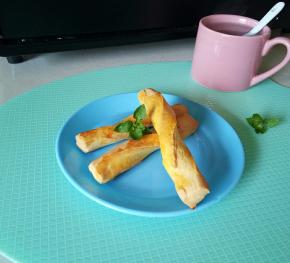 烤箱预热180°，中层上下温。25分钟即可。