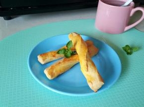 烤箱预热180°，中层上下温。25分钟即可。