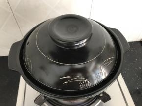 中大火烧开转中小火煮至收汁至七八成干就可以了