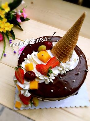 淋面完成，进行装饰……