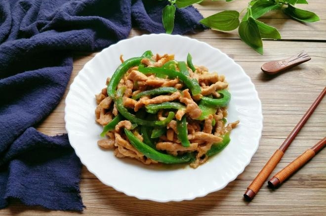青椒炒肉丝