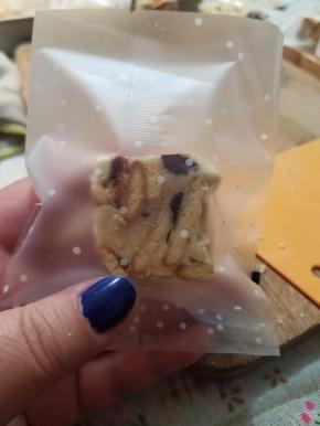 用自己喜欢的袋子密封包装就完成了！