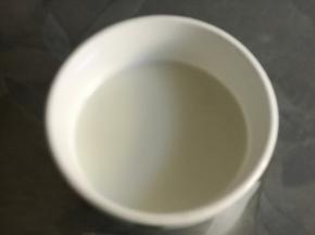 加少许凉水，调好