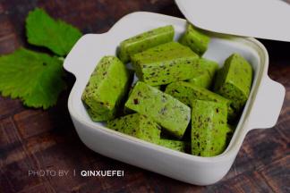 凉透后切块，如巧克力般浓郁的软糖