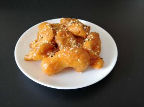 出锅撒上芝麻即可