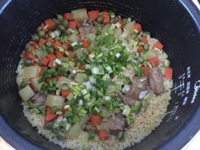 煮好后撒入葱花