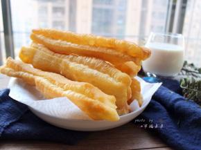 用厨房纸巾稍微吸一下油哦～