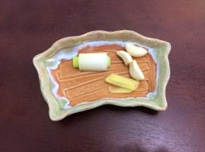 准备姜蒜葱