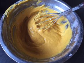 搅拌均匀至无粉状放一旁待用，烤箱提前预热
