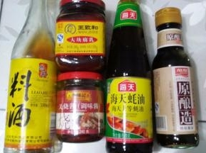 用如图的材料调制腌料汁