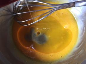 加入玉米油，搅拌至无油点