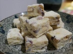 撒奶粉
