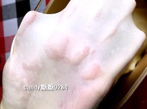 漂亮的手套膜