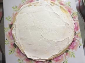 抹上淡奶油