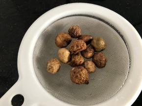 无花果也洗净备用