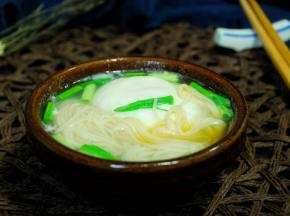 清心小面就做好了。
